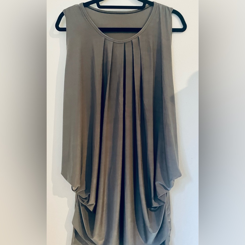 Beautiful Silver Women’s Cocktail Dress Large